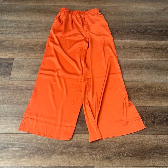Satin Wide Leg Pants NWT! - Picture 5 of 8